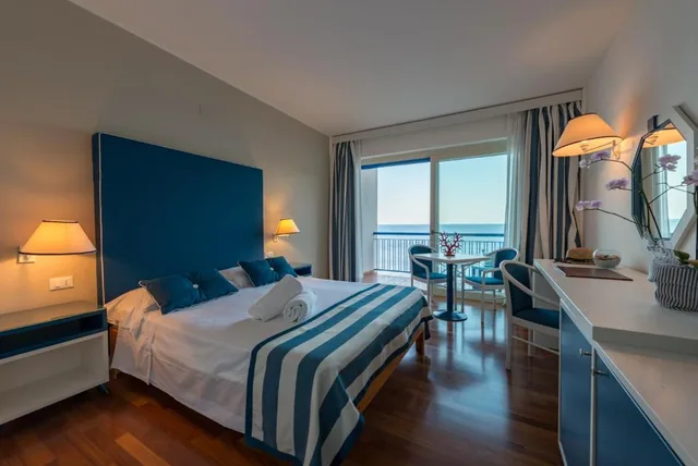 غرفة اقتصادية بسريرين منفصلين، Splendid Hotel La Torre 1/2