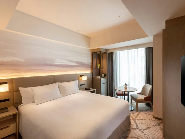 غرفة بسرير كينج، DoubleTree by Hilton Toyama 1/7