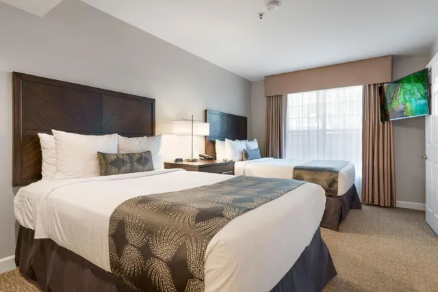 جناح بسريرين مزدوجين بغرفة نوم واحدة بمطبخ، Chase Suite Hotel Brea 3/5