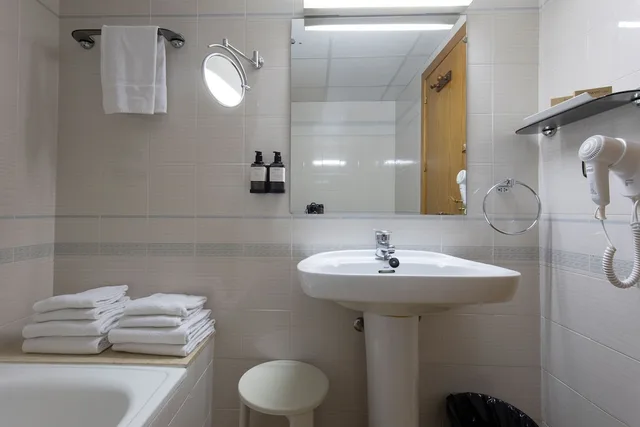 غرفة بسريرين منفصلين، Hotel Sant Gothard 8/8