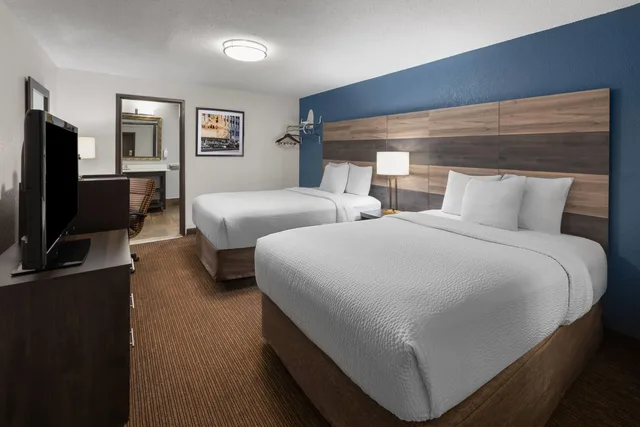 غرفة رباعية، Baymont By Wyndham Downtown Detroit 2/5