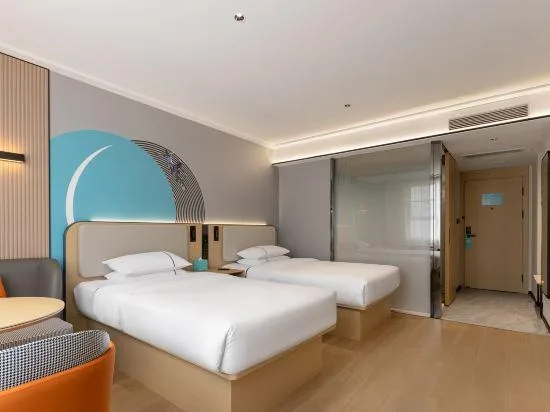 Smart, Family, 1 Queen and 1 Single Bed، City Comfort Inn Shiyan Wudang Mountain 3/3