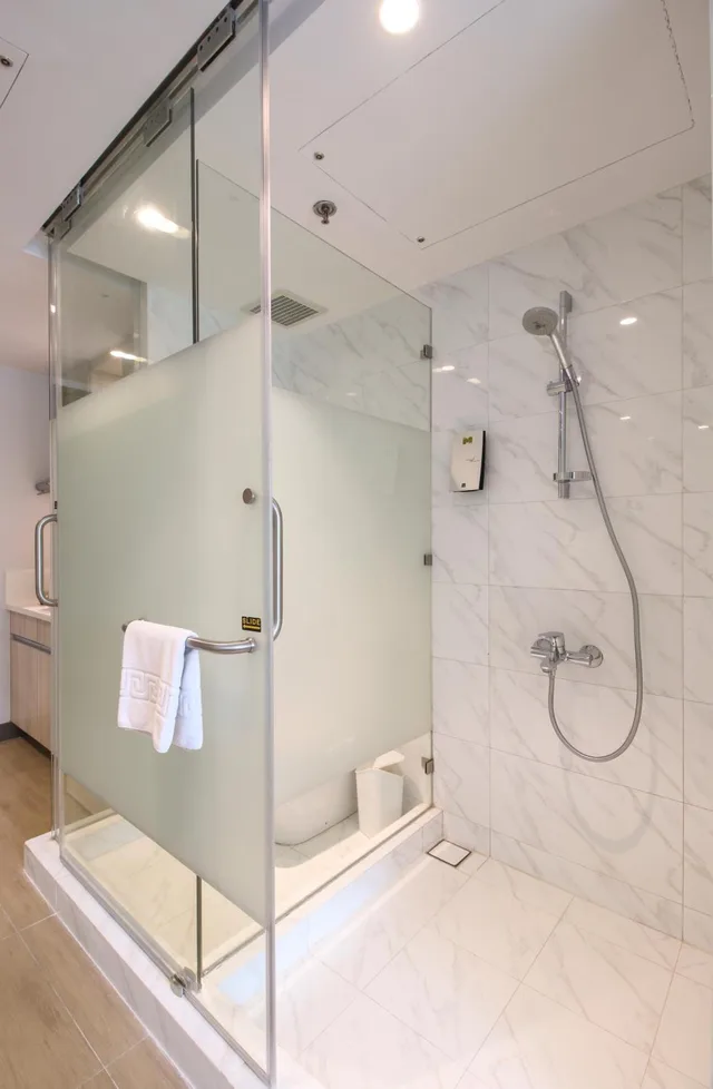 Smart Luxe، The Mini Suites - Eton Tower Makati 7/9