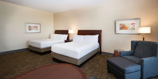 غرفة بسرير كوين لذوي الإعاقة، Doubletree By Hilton Hotel Portland 1/2