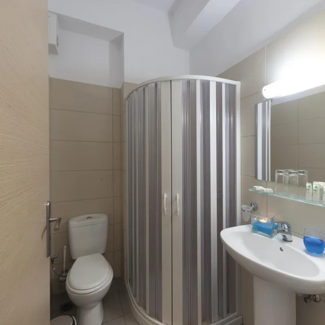 غرفة ثلاثية بإطلالة على البحر، Blue Harmony Hotel 8/10