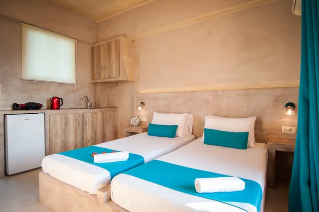 استوديو، Zante Nest 1/4