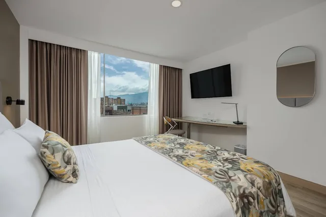 غرفة قياسية بسرير مزدوج، Novelty Suites Hotel 2/5