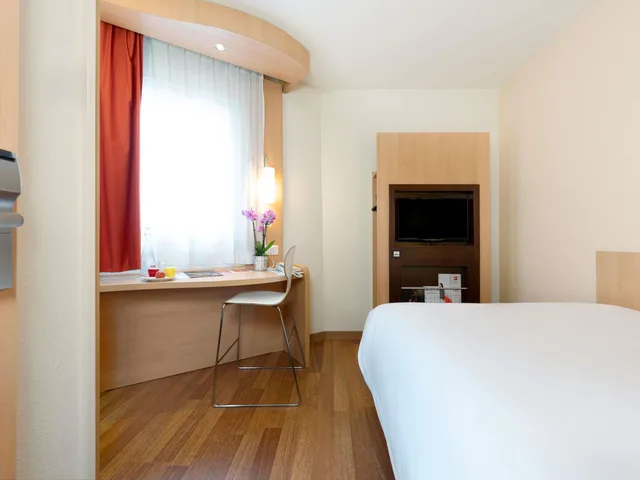 Room, Single, Double Bed, Ibis Nancy Centre Gare Et Congres 4/7
