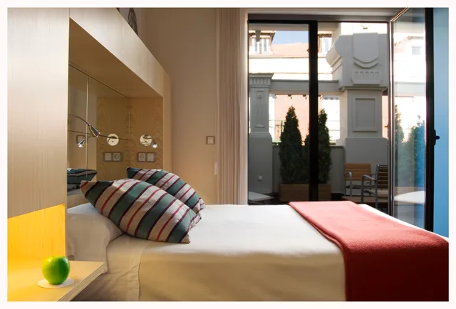 غرفة تنفيذية مفردة بشرفة، Room Mate Alicia 1/1
