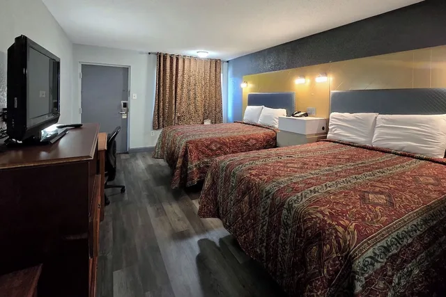 2 Queen Bed Smoking, Eagle Inn by Hotel O Richmond Midlothian Turnpike 2/10