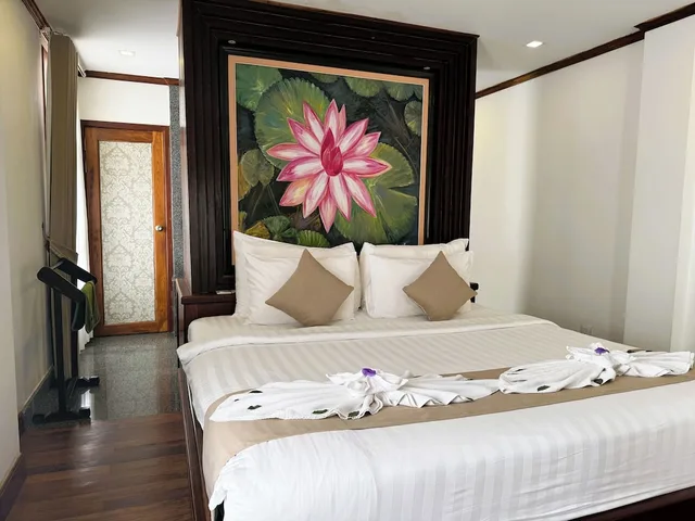 جناح جونيور بسرير كينج بإطلالة على المدينة بشرفة، Maison Saiko Angkor Boutique 1/9
