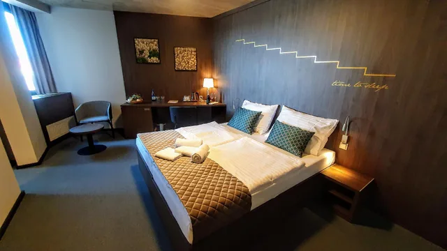 Run of House, Hotel D1 1/1