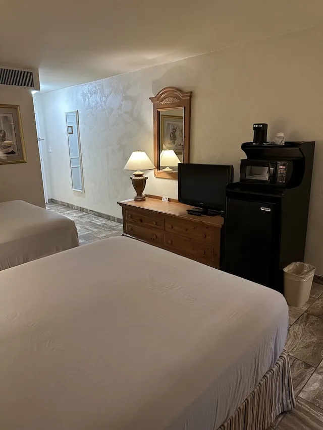 غرفة ديلوكس بسريرين كوين، Ramada by Wyndham Las Cruces Hotel & Conference Center 3/4