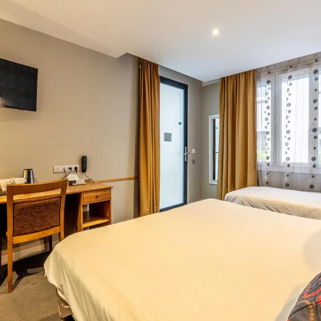 غرفة ثلاثية بسرير فردي، Hotel Oldegar 3/11