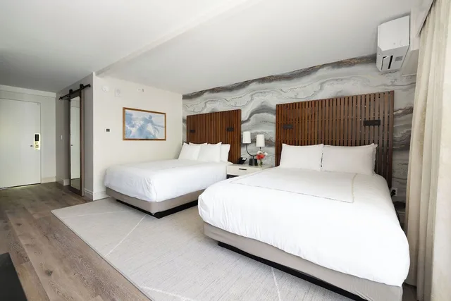 غرفة قياسية بسريرين كوين بإطلالة على الجبل، Sitzmark Lodge 1/3