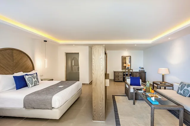 جناح بريميوم بسرير كوين وسرير فردي بجاكوزي، Sunrise Holidays Resort- Adults Only (Plus 16) 3/5