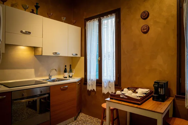 شقة بريميير في الملحق، Palazzo San Luca 8/9