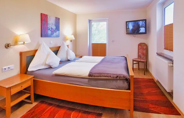 غرفة قياسية بسريرين منفصلين بشرفة، HOTEL MAURER 3/5