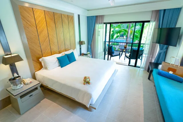 Deluxe, Pavilion, King Bed, High Floor, Layana Resort and Spa - Adults Only 4/7