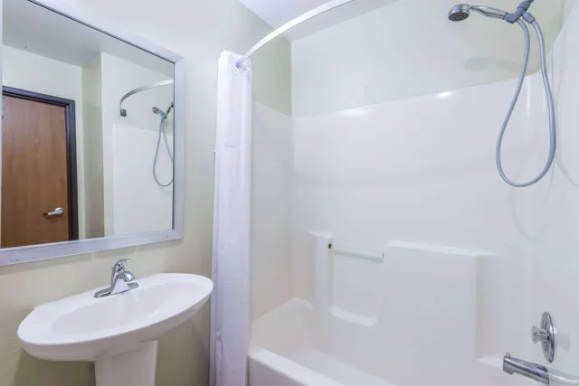 جناح استوديو بسرير كينج، Days Inn by Wyndham Pueblo 2/3