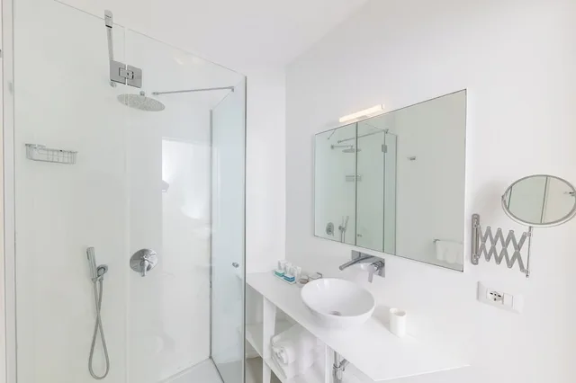 غرفة سوبيريور بسرير مزدوج بإطلالة على البحر، Suite Time Capri Villa La Pergola 8/10