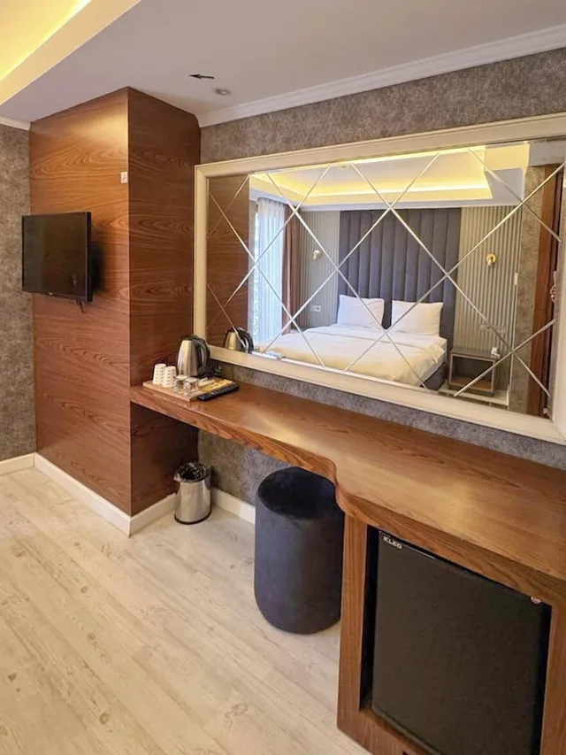 غرفة كومفورت بسرير مزدوج بإطلالة على المدينة بشرفة، Sultan City Hotel 6/7