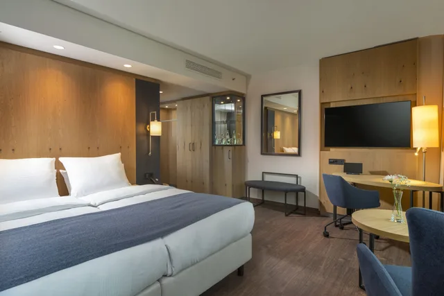 غرفة كلاسيكية، Maritim Hotel Ingolstadt 1/2