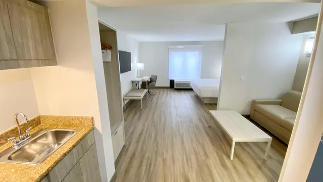 جناح بسرير كينج، Best Western Plus Sugar Land-Stafford 8/8