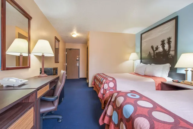 Standard, 2 Queen Beds, Super 8 by Wyndham College Station 2/4