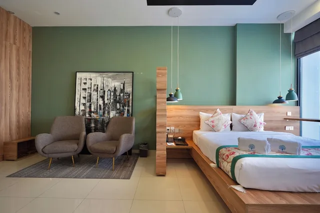 غرفة ديلوكس بسرير مزدوج بإطلالة على المدينة بغرفة نوم واحدة، The Snowbell Hotel 5/8