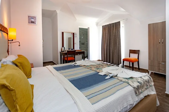 غرفة عائلية بسرير كينج وسرير فردي، London Hotel 3/5