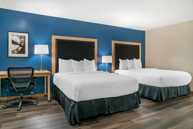 Room, 2 Queen Beds, Accessible, Best Western River Terrace 2/3