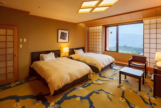 جناح ياباني، Fruit Park Fujiya Hotel 2/2
