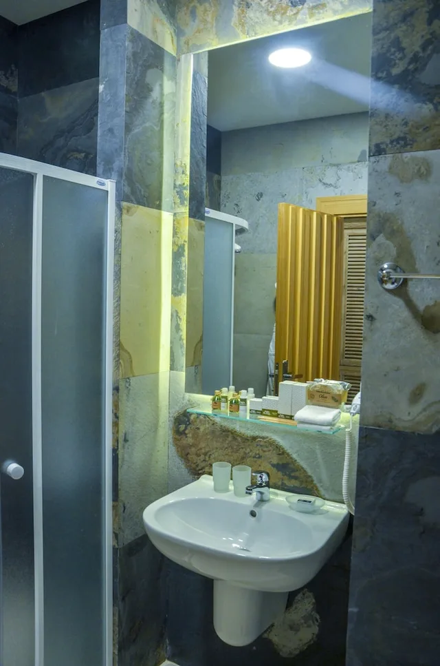 غرفة قياسية بسريرين منفصلين، Shirvanshah Hotel 9/10
