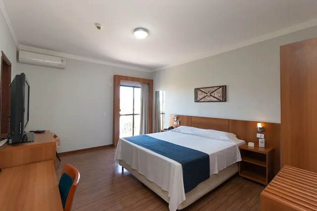 غرفة ديلوكس بسرير مزدوج، Bristol Zaniboni Hotel 4/6