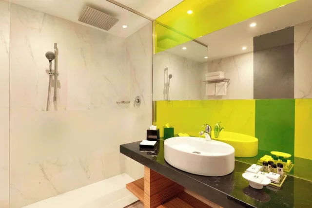 غرفة قياسية بسرير كينج بإطلالة على المدينة، Wyndham Grand Athens 8/8