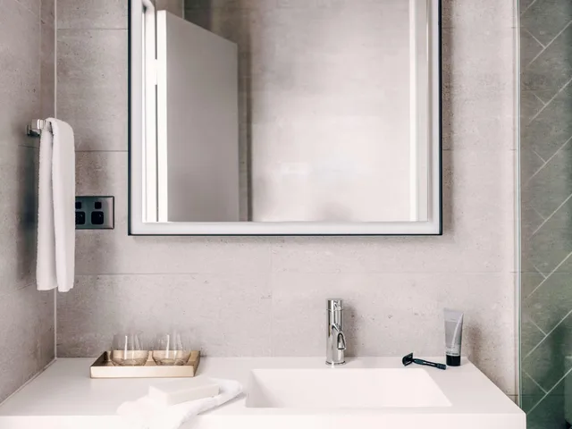 غرفة بسريرين مزدوجين، Novotel Melbourne South Wharf 2/2