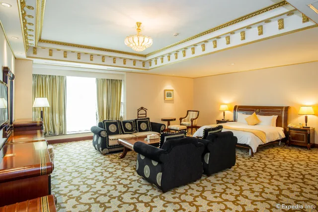 Suite, King Bed, Parlor، Grand Plaza Hanoi 7/10