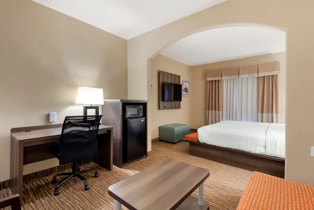 Suite, King Bed, Best Western Plus DFW Airport Suites 4/5