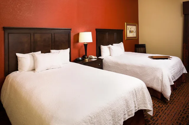 غرفة قياسية بسريرين كوين، HAMPTON INN COLUMBIA 5/10