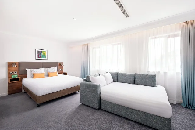 غرفة بريميوم بسرير فردي، Holiday Inn Birmingham Bromsgrove 1/10