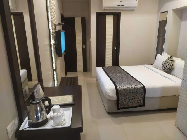 غرفة فاخرة بسرير مزدوج، Hotel Shree Narayana 1/1