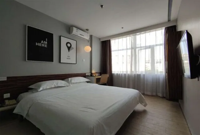 غرفة قياسية بسرير كينج، Colour Inn Shenzhen Dongmen Branch 2/3