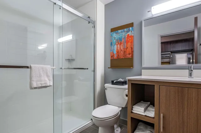 جناح بسرير كينج، MainStay Suites Georgetown Lexington North 3/4