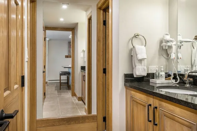 1 Bedroom, Condo, Diamond, King Bed, Bunk Bed, Alcove، Antlers at Vail 3/4