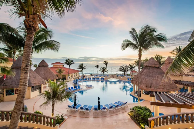 غرفة ديلوكس بإطلالة جزئية على البحر، GR Solaris Cancun All Inclusive 1/1