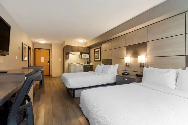 غرفة قياسية بسريرين كوين، Best Western Premier Aberdeen Kamloops 1/5