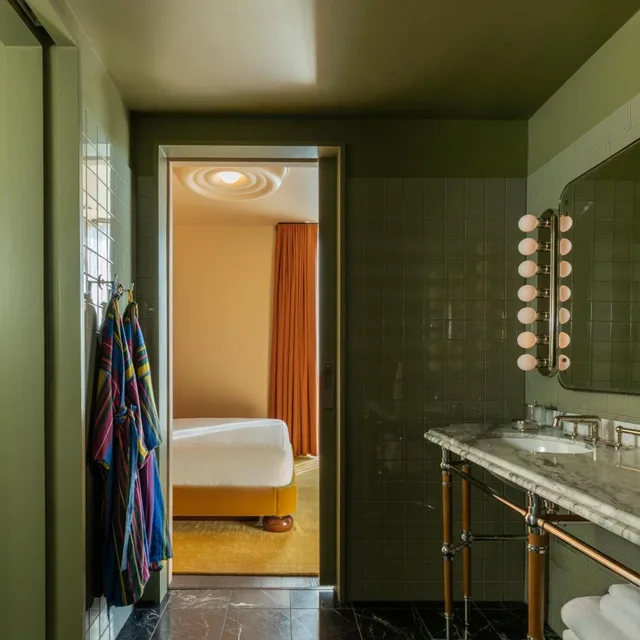 استوديو لذوي الإعاقة، Hotel Saint Augustine 2/2
