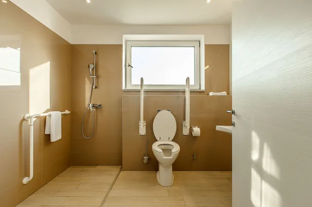 استوديو بسريرين منفصلين لذوي الإعاقة، Mava Apartamente 4/4