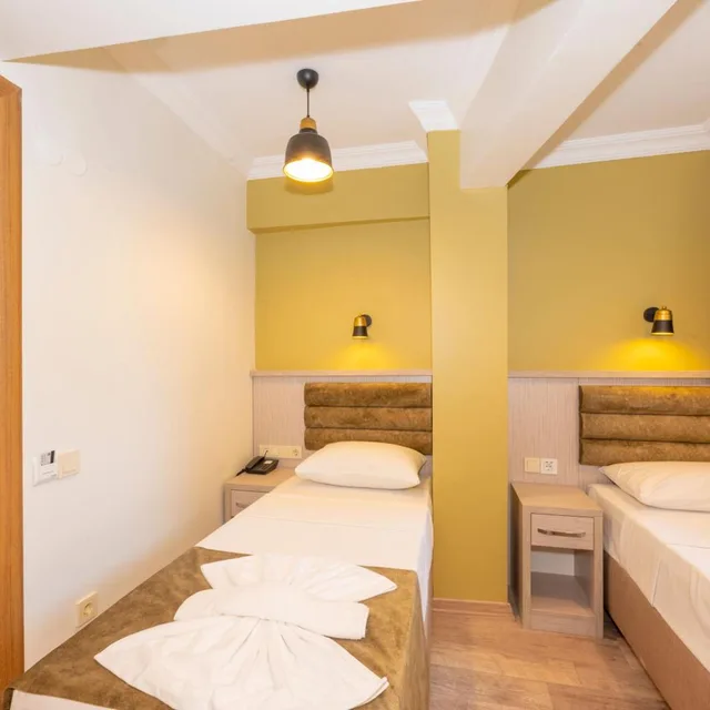 غرفة قياسية بسرير مزدوج، Bazaar Hotel Old City 1/10